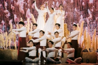 Mỹ Linh nhào lộn, Lệ Quyên, Thu Phương lần đầu 'bắn' rap trong 'Chị đẹp đạp gió rẽ sóng'
