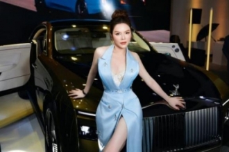 Lý Nhã Kỳ diện 5 tỷ đến dự sự kiện ra mắt Rolls-Royce Spectre