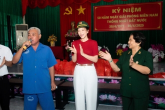 Lý Nhã Kỳ tri ân cựu chiến binh Long Đất dịp đại lễ 30.4